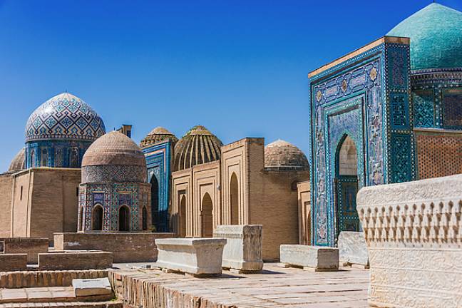 Shah i Zinda necropolis Samarkand silk road 600x400
