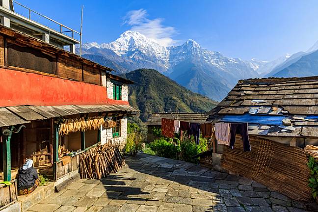 Ghandruk Village in the annapurna mountains nepal 600x400