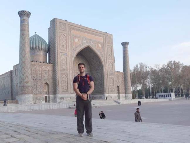 Uzbekistan travel guide clothing 600x450