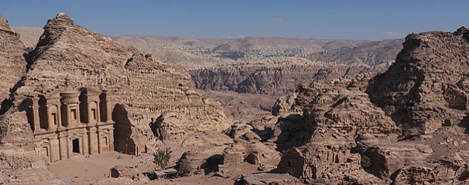 Jordan trekking