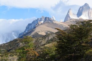 Views of the Torre-Adelas mountain range on the Cerro Torre walk