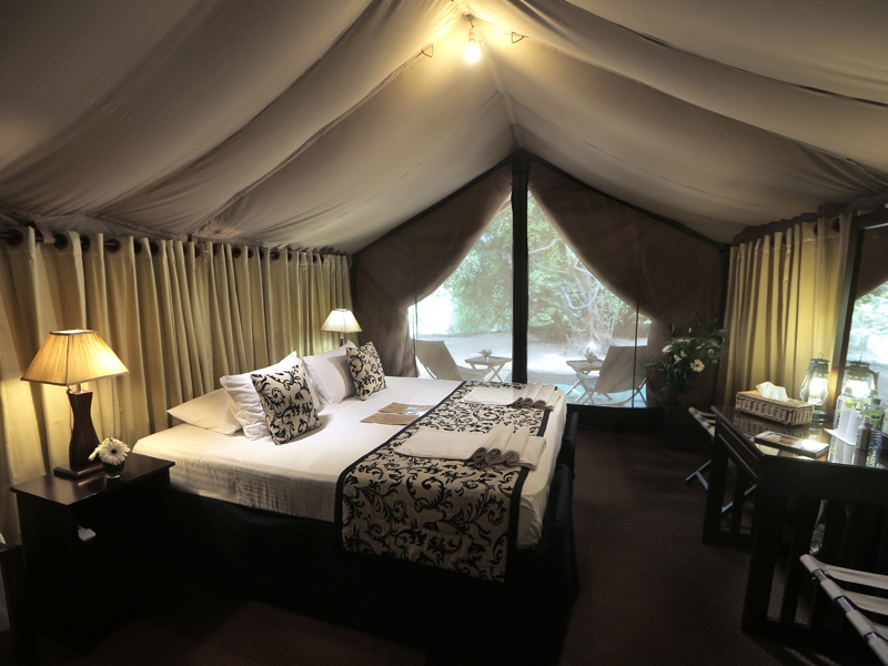 Luxury suite tent