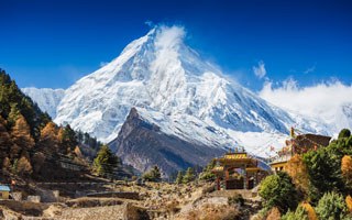 Trekking Guide to Wild Nepal