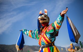 What are the top 10 things to do in Bhutan?