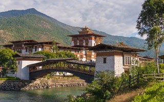 What are the top 10 things to see in Bhutan?