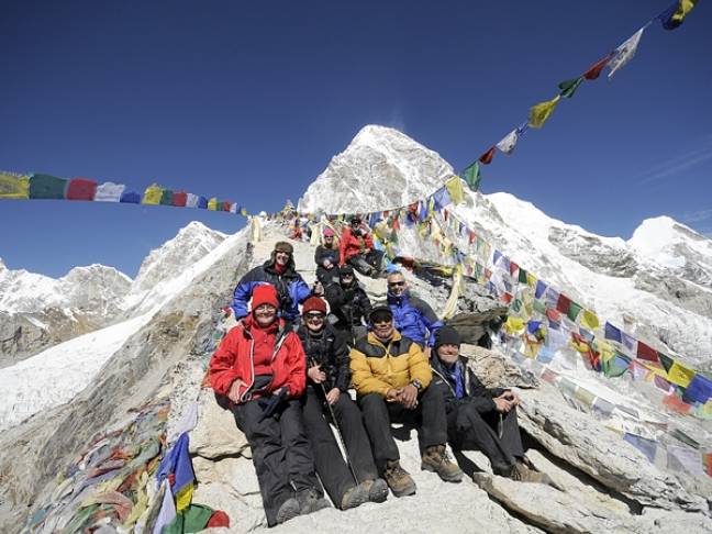 Guide to trekking to everest base camp group on kala pattar