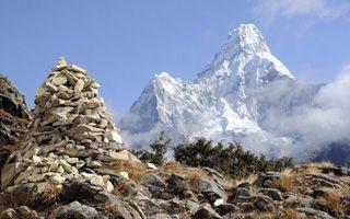 One Step at a Time to Ama Dablam