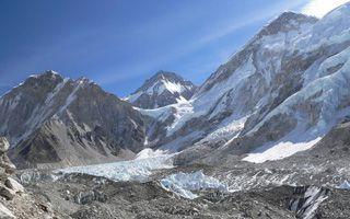 Everest Base Camp: Trek Target… or Marathon Starting Line?