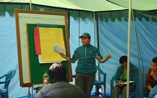 Mountain Kingdoms funds English lessons for Nepalese Sherpas