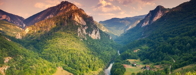 Montenegro Lakes & Mountains