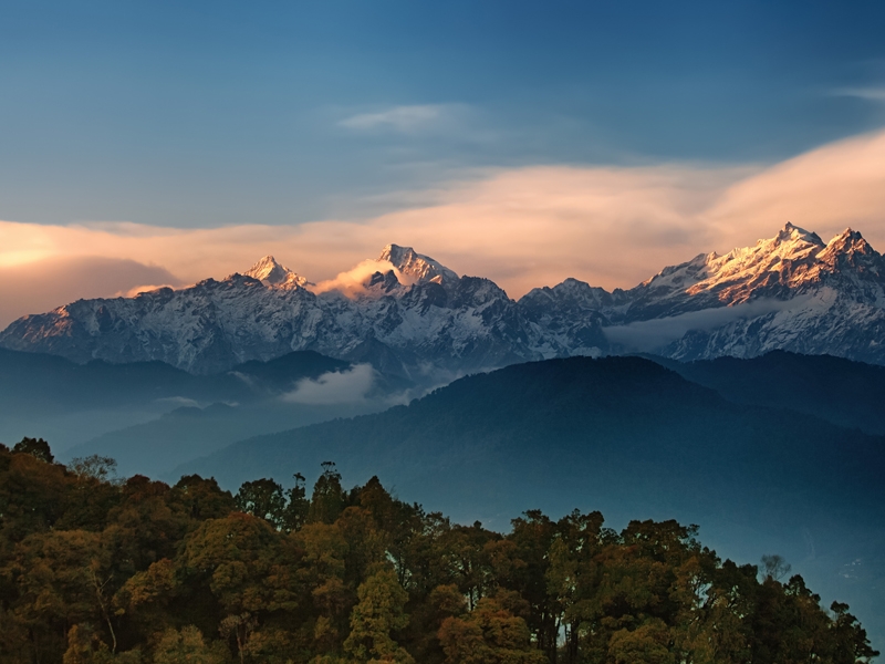 See the sunrise over Mount Kangchenjunga