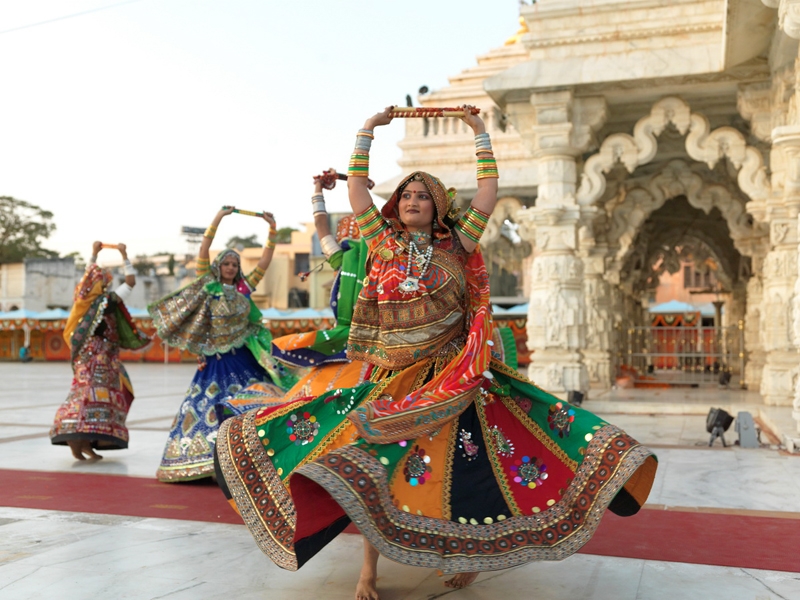 Celebrate Navrati in Gujarat