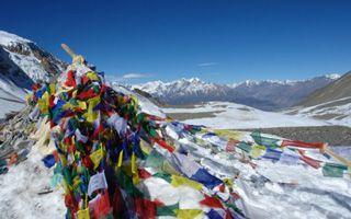 Can I trek the Annapurna Circuit on my own?