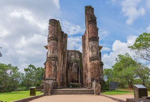 Sri Lanka small group tours - save up to £200